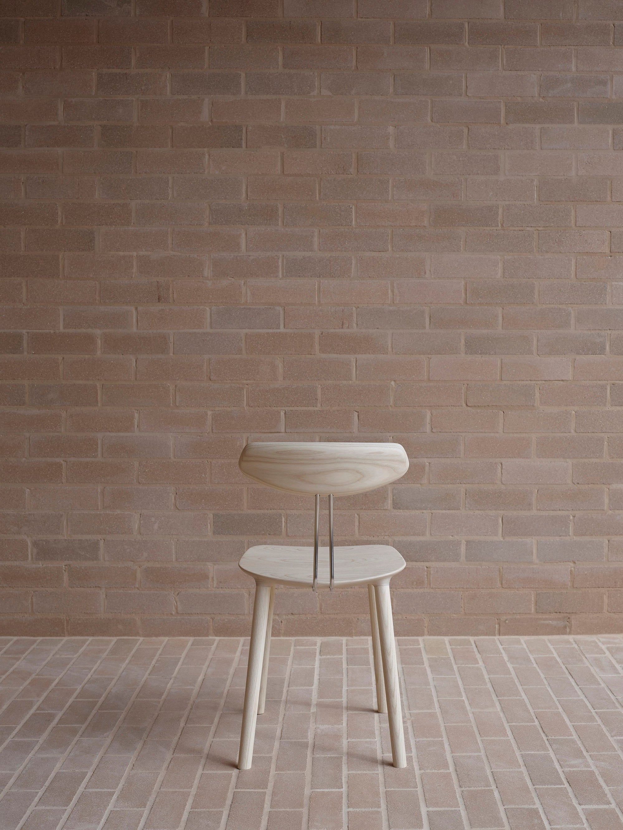 Mast Furniture stem chair back view