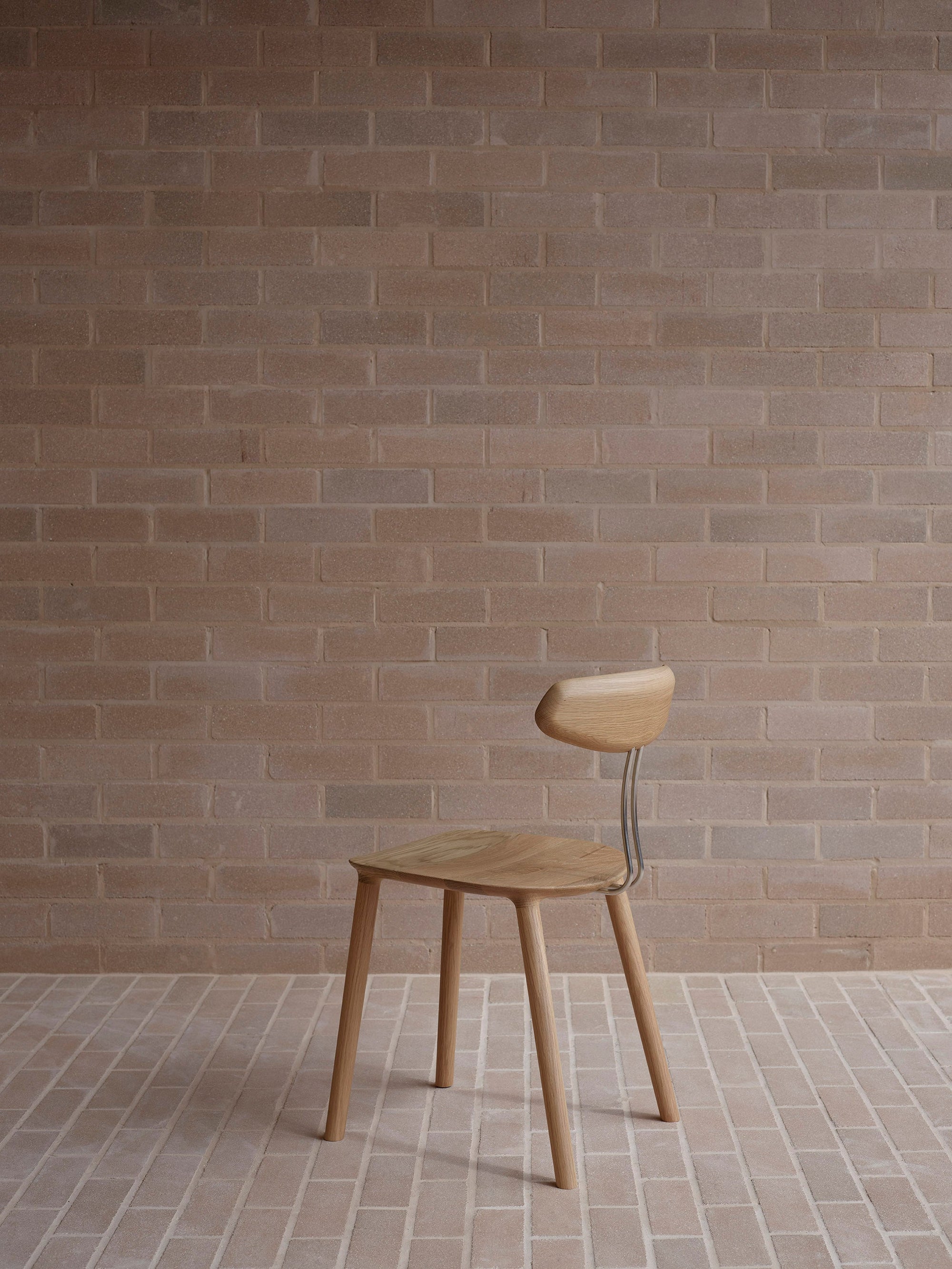 Mast Furniture Stem chair in White Oak