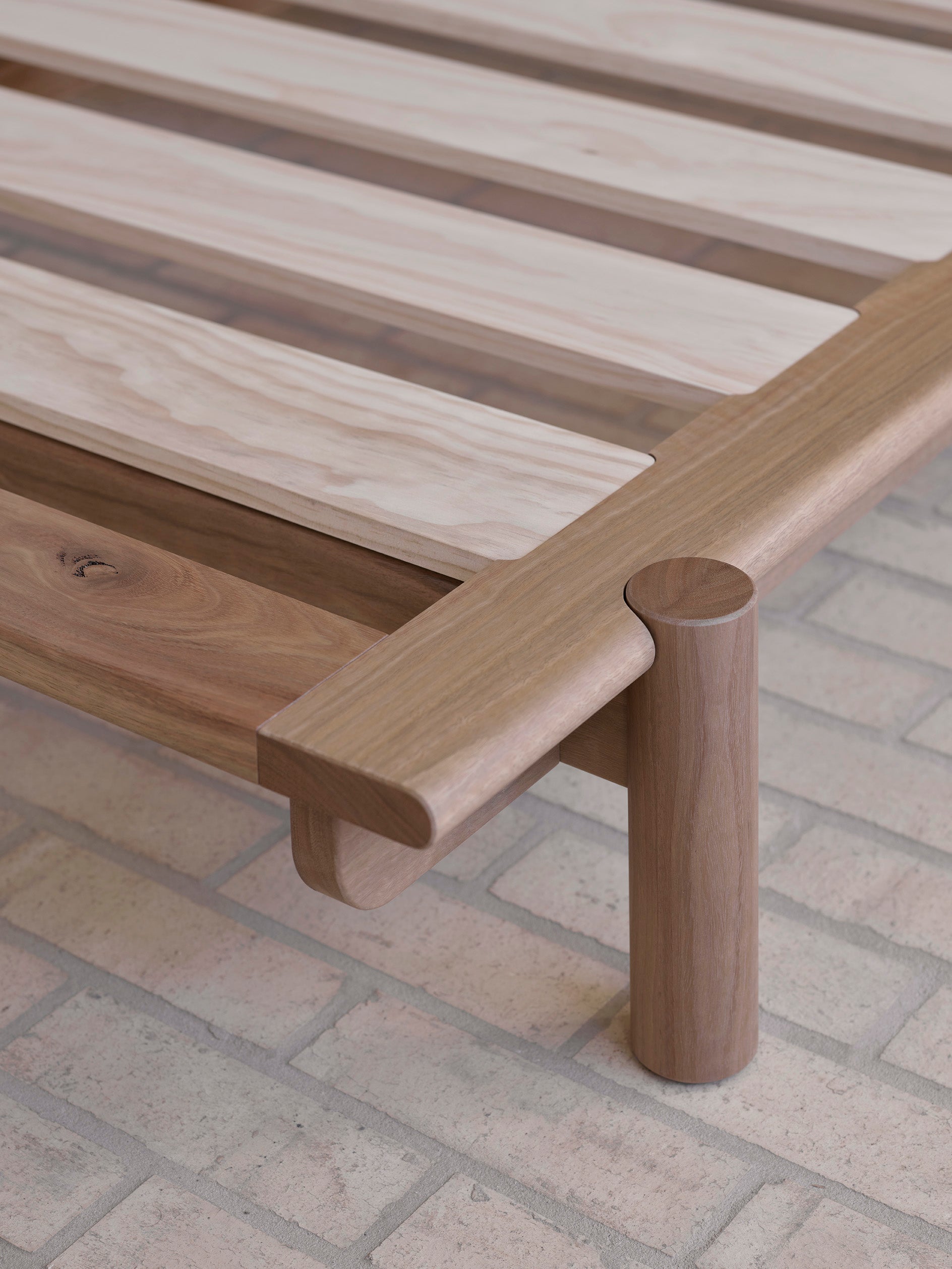 Title Bed base detail 